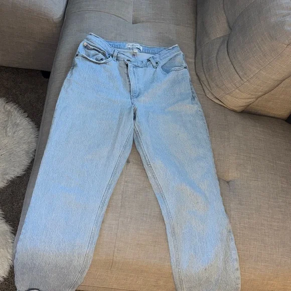 Abercrombie & Fitch Curve Love 90’s Straight Ultra High Rise - size 8R - Picture 4 of 5